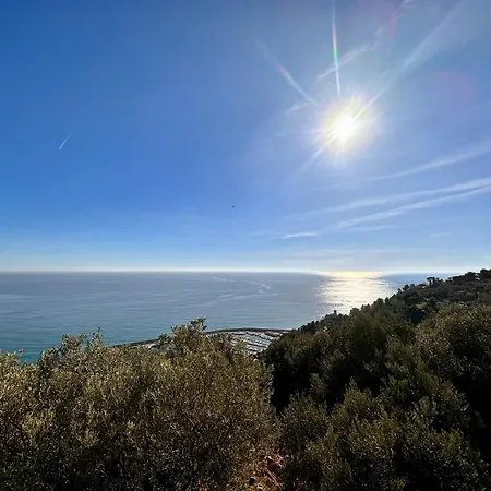 Hostdomus - Nel Blu - Bike And Sea Appartamento Finale Ligure