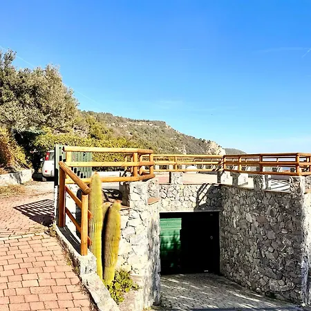 Hostdomus - Nel Blu - Bike And Sea Appartamento Finale Ligure