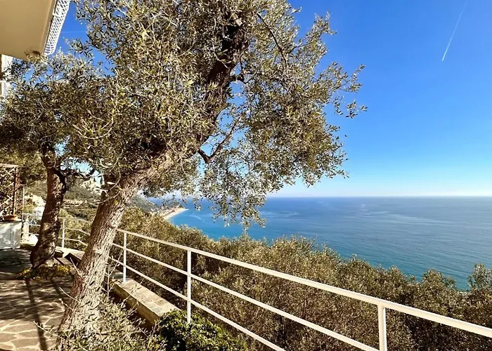 Hostdomus - Nel Blu - Bike And Sea Finale Ligure
