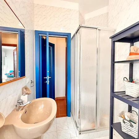 Hostdomus - Nel Blu - Bike And Sea Finale Ligure