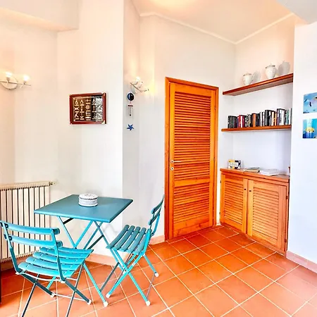 Hostdomus - Nel Blu - Bike And Sea