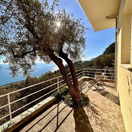 Hostdomus - Nel Blu - Bike And Sea * Finale Ligure