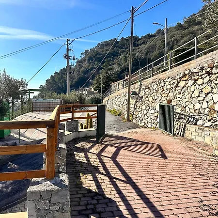 Hostdomus - Nel Blu - Bike And Sea Apartment